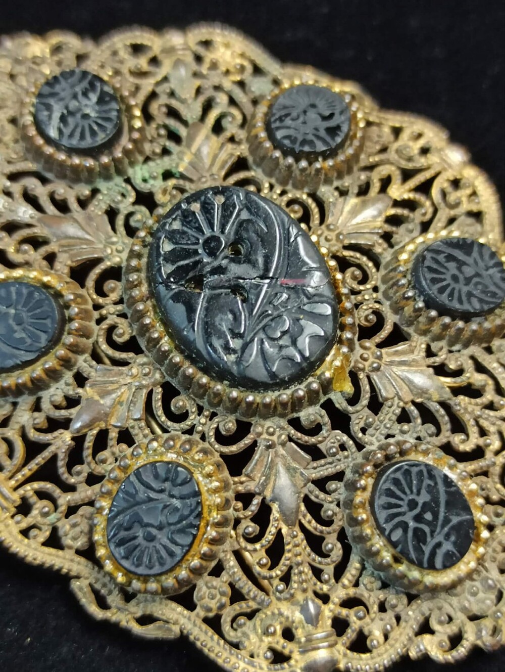 Vintage 1960s Filigree Black Onyx Cabochon Brooch Pendant Victorian Revival - Picture 7 of 12